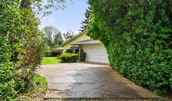 17345 BLUEBERRY Dr, Brookings, OR 97415