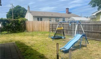 45 Rosemary St, Cranston, RI 02920