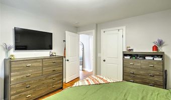 9 Norman St, Cumberland, RI 02864