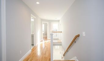 107 Orchard Ave, Middletown, RI 02842