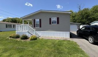 8 Windsor Dr, Alfred, ME 04002