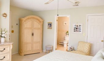 88 Storm Jib Ct, Bayville, NJ 08721