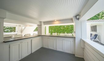 929 Dune Dr, Avalon, NJ 08202