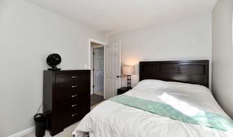 1157 Runningbrook Ct, Avon, IN 46123