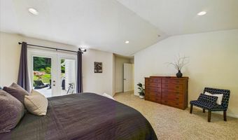 186 Lindholm Ln, Arcata, CA 95521