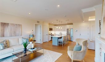 1 Longview Dr 106, Atkinson, NH 03811