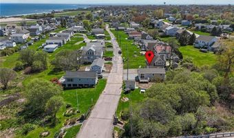 64 Burnside Ave, Narragansett, RI 02882