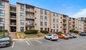 6155 EDSALL Rd B, Alexandria, VA 22304