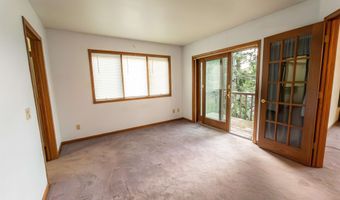 W8076 Eagle Court, Oxford, WI 53952
