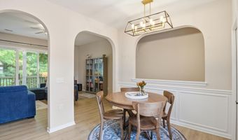 2946 Hunley Dr, Ann Arbor, MI 48105