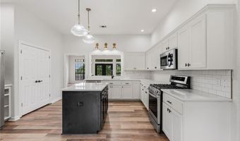 3819 TPC Dr, Alma, AR 72921