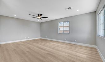 4098 Boratko St, Las Vegas, NV 89115