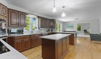 30 Battery Ln, Jamestown, RI 02835