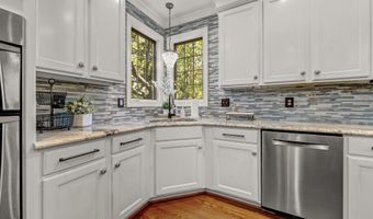 24165 SPRING MEADOW Cir, Aldie, VA 20105