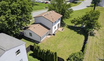 1707 Muny Vista Dr, Alton, IL 62002