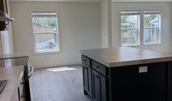 1 Corral Ln #37, Ashland, OR 97520