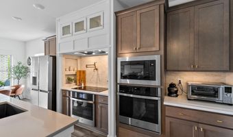 369 WYNLAKE Dr, Alabaster, AL 35007