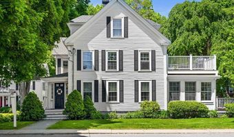 376 Main St 4, Amesbury, MA 01913