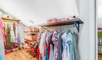 3602 SOUTH Pl #2, Alexandria, VA 22309