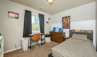 509 S 13th St, Adel, IA 50003