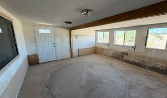 27148 Black Mountain Dr, Bouse, AZ 85325