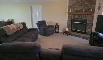 394 Bullard Pit Cir, Autryville, NC 28318