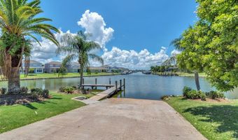 5405 R MERRITT ISLAND Dr, Apollo Beach, FL 33572