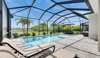 7420 PARADISO Dr, Apollo Beach, FL 33572