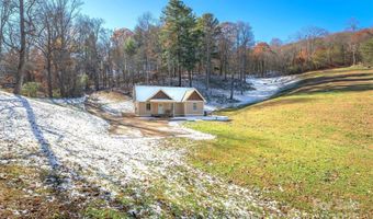 15 Eaglebear Dr, Asheville, NC 28806