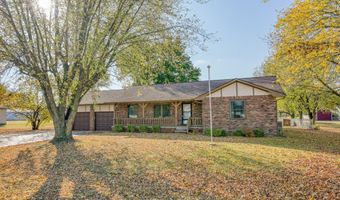 569 E 36th St, Baxter Springs, KS 66713