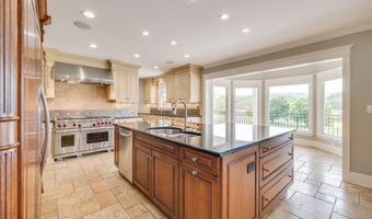 20484 Lake Rd, Abingdon, VA 24211