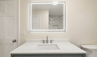 6 El Toro Dr, Bristol, CT 06010