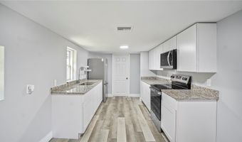 721 E 13TH St, Apopka, FL 32703
