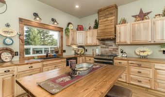 488 Fawn Ln, Bonners Ferry, ID 83805