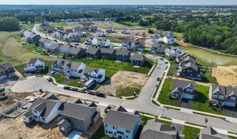 1011 Heimat Haus Dr, Grove City, OH 43123