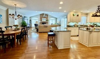 1519 Somerset Dr, Aberdeen, SD 57401