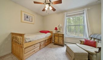 32 Wellesley Dr, Bedford, NH 03110