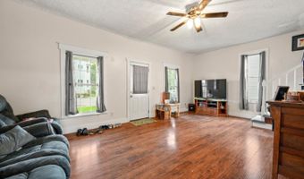 424 Broadway St, Aurora, IN 47001
