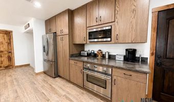 5404 Sioux Rd, Carlsbad, NM 88220