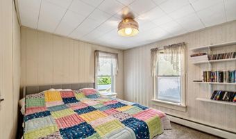 321 E Alburgh Rd, Alburgh, VT 05440