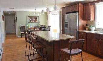 4 Norton Dr, Cumberland, RI 02864
