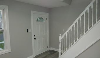 210 Merritt Ave, Bergenfield, NJ 07621