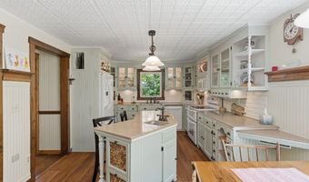 79 Buckboard Ln, Bristol, CT 06010