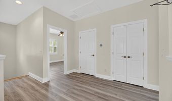 123 Aberdeen Pond Dr, Apollo Beach, FL 33572