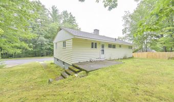 55 Epping St, Raymond, NH 03077