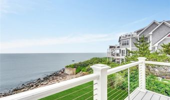 10 Calef Ave, Narragansett, RI 02882