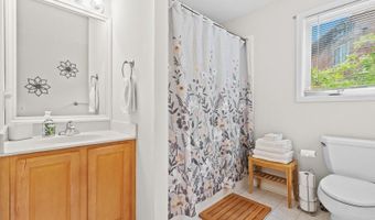 5 Port Royal Dr 7, Alloway, NJ 07462