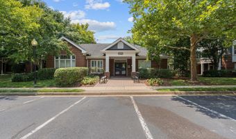20322 BEECHWOOD Ter 202, Ashburn, VA 20147