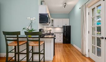 177 Main St A, Amesbury, MA 01913