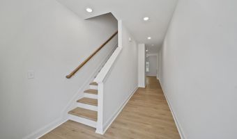 165 Mill Ctr 216, Athens, GA 30606
